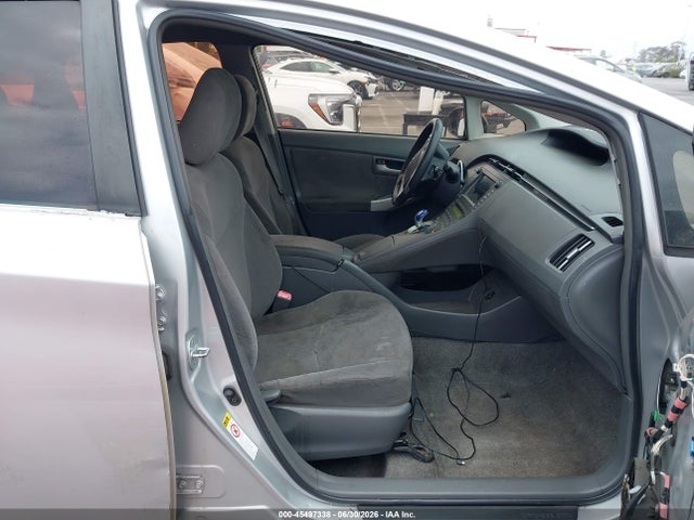 2011 Toyota PRIUS TWO photo 5