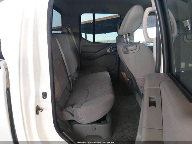 صورة 8 لـ 2014 Nissan FRONTIER SV