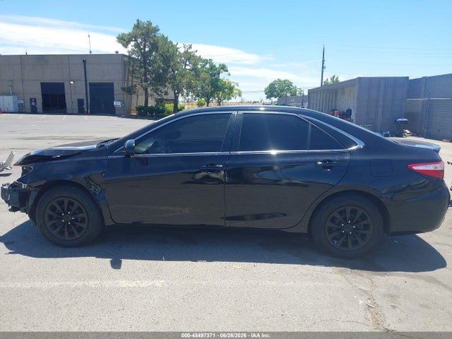 2015 Toyota CAMRY XSE V6 缩略图 14