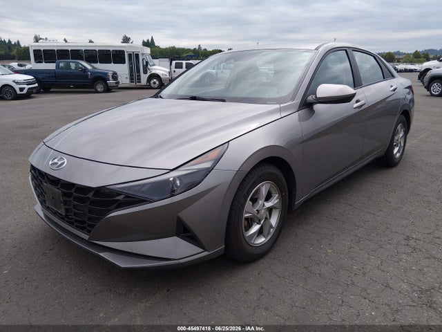 2023 Hyundai ELANTRA SE 照片 2