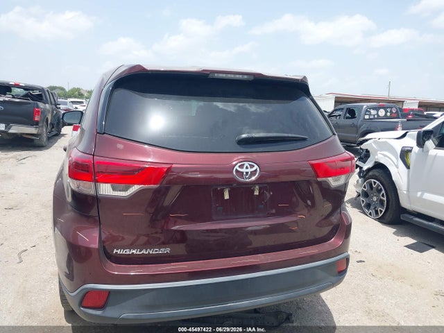 2019 TOYOTA HIGHLANDER LE 16