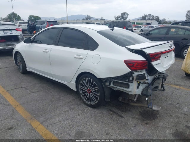 2021 KIA FORTE GT 3