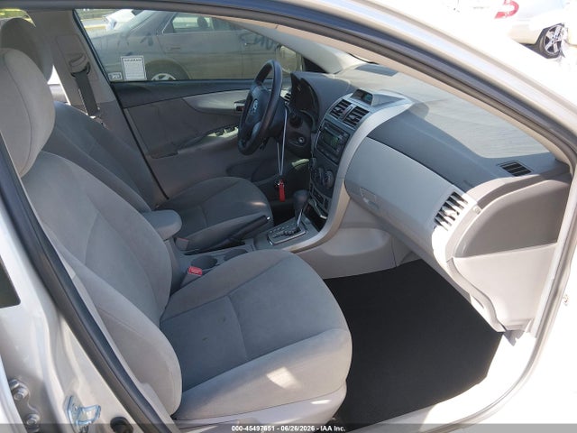 2012 Toyota COROLLA LE 照片 5