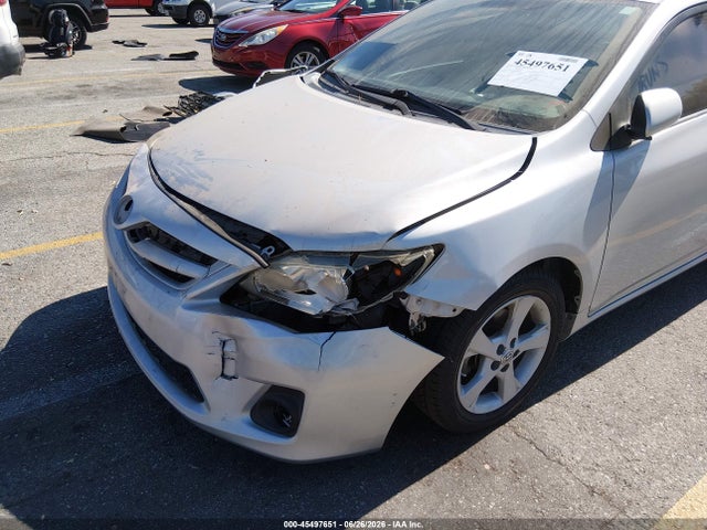 2012 Toyota COROLLA LE 照片 6