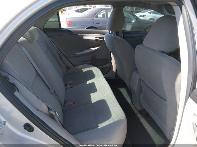 2012 Toyota COROLLA LE 照片 8