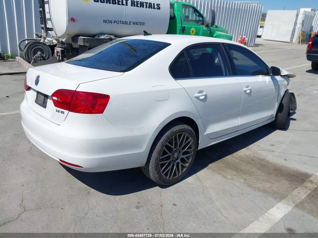 صورة 4 لـ 2013 Volkswagen JETTA 2.5L SE
