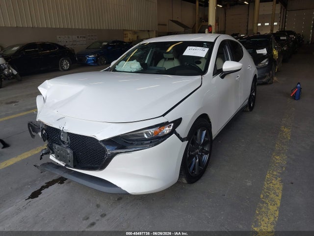 صورة 2 لـ 2019 Mazda MAZDA3