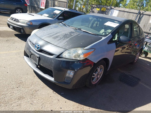 2010 Toyota PRIUS II — фото 2