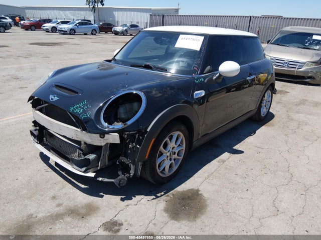 2015 MINI HARDTOP COOPER S 照片 2