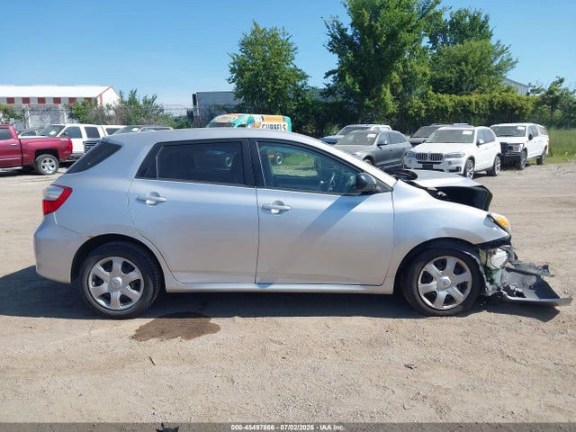 صورة مصغرة 14 لـ 2010 Toyota MATRIX