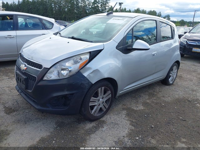 صورة 2 لـ 2015 Chevrolet SPARK 1LT CVT