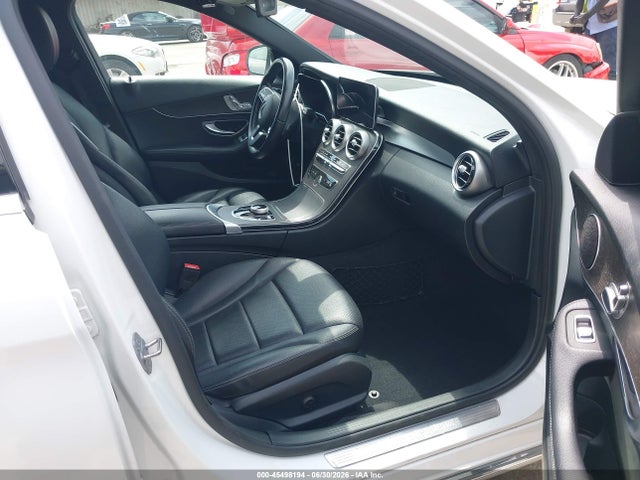 صورة 5 لـ 2020 Mercedes-BENZ C 300