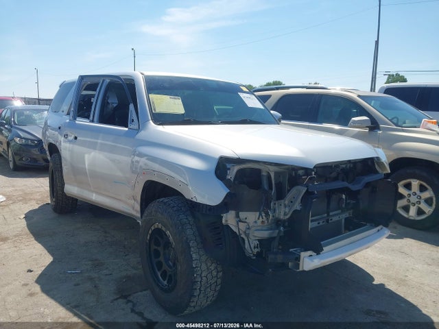 2021 TOYOTA 4RUNNER SR5
