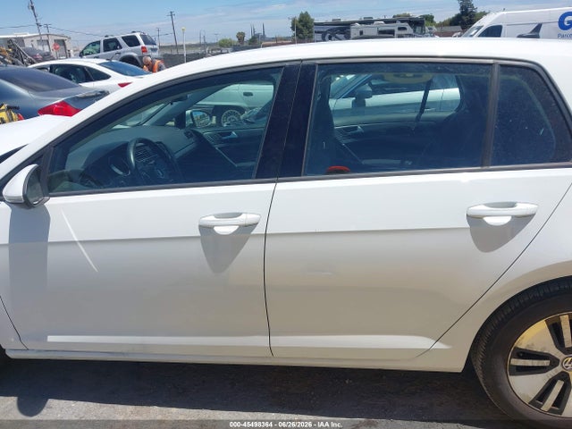 2019 Volkswagen E-GOLF SE thumbnail 14