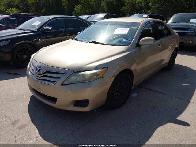 صورة 2 لـ 2010 Toyota CAMRY LE