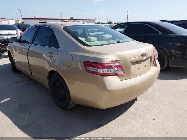 صورة 3 لـ 2010 Toyota CAMRY LE