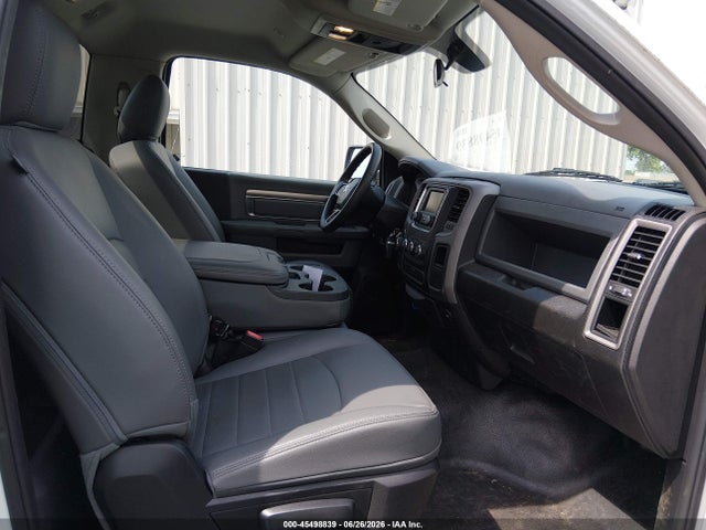 2017 RAM 1500 TRADESMAN 4X2 8' BOX — фото 5