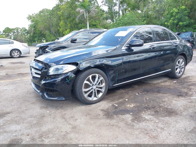 2015 Mercedes-BENZ C 300 4MATIC 照片 2