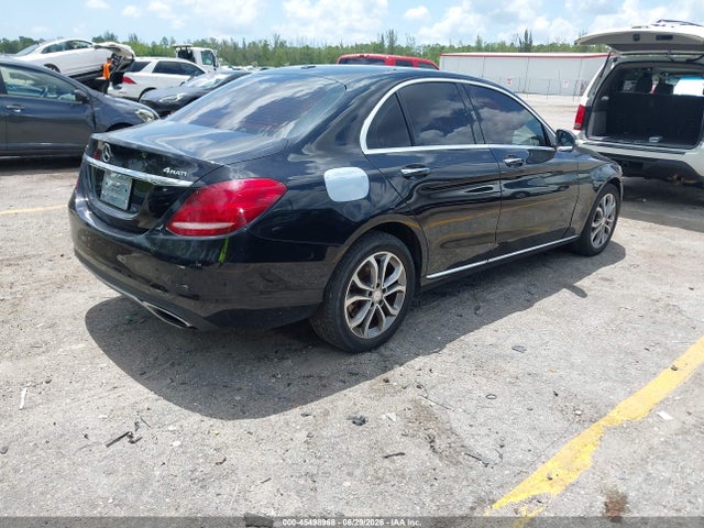 2015 Mercedes-BENZ C 300 4MATIC 照片 4