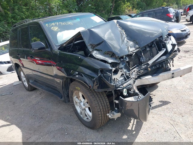 2005 LEXUS LX 470 