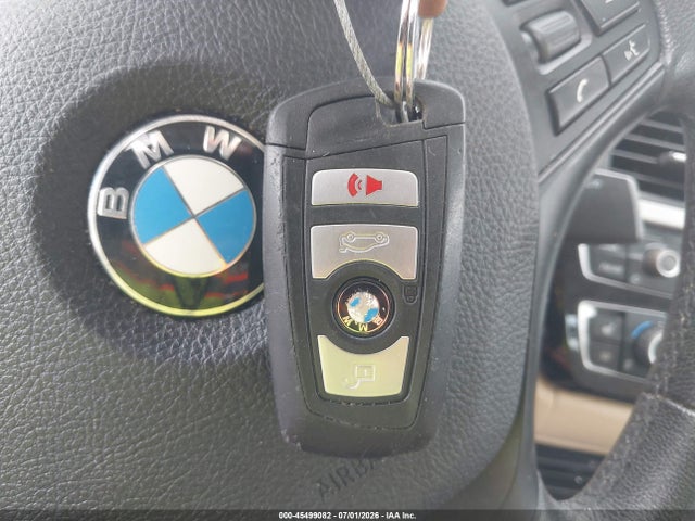 صورة مصغرة 11 لـ 2018 BMW 320I