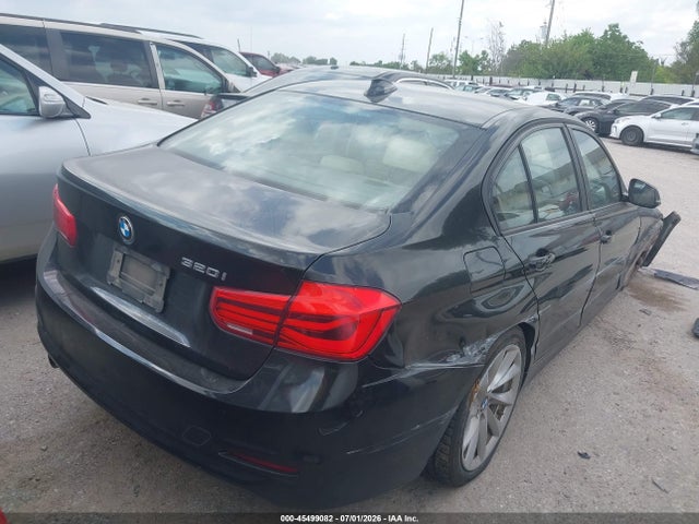 صورة 4 لـ 2018 BMW 320I