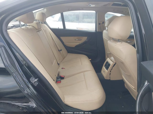 صورة 8 لـ 2018 BMW 320I