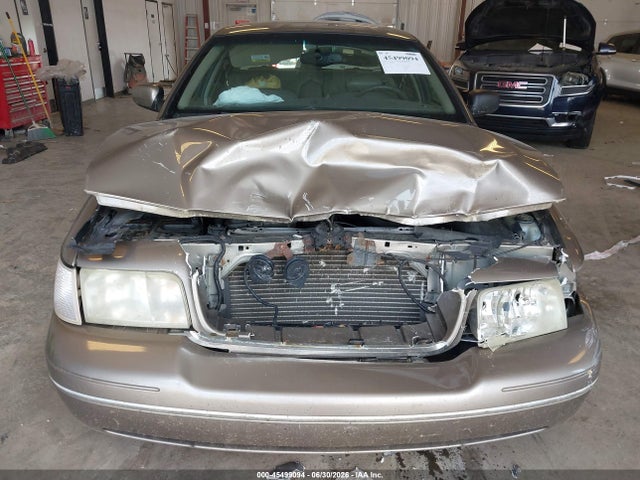 2002 FORD CROWN VICTORIA LX photo 6