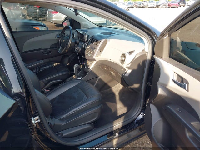 2012 Chevrolet SONIC 2LZ 照片 5