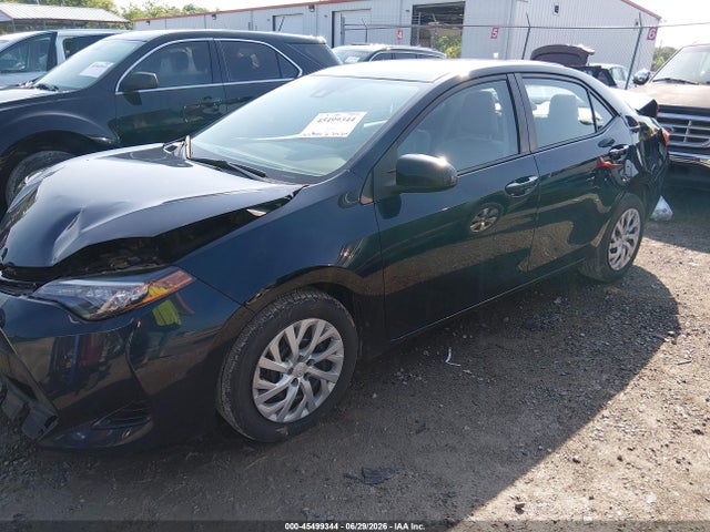 صورة 2 لـ 2017 Toyota COROLLA LE