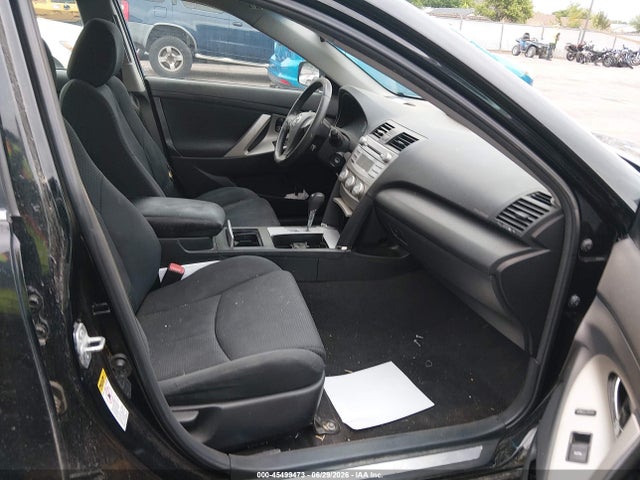 2011 Toyota CAMRY SE 照片 5