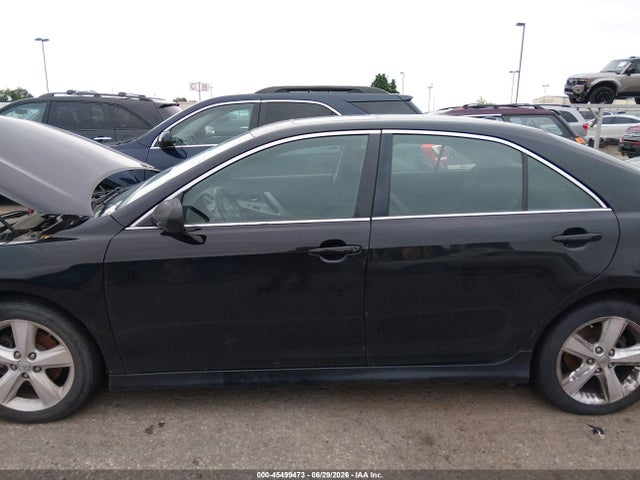 2011 Toyota CAMRY SE 照片 6