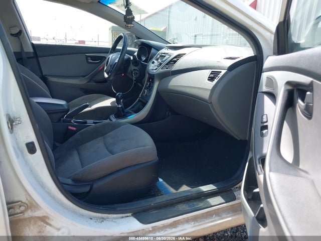 2016 Hyundai ELANTRA SE photo 5