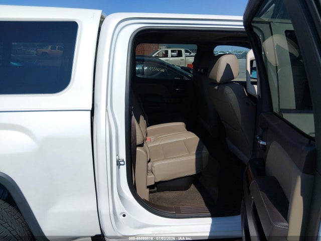 صورة 8 لـ 2018 GMC SIERRA 1500 SLT
