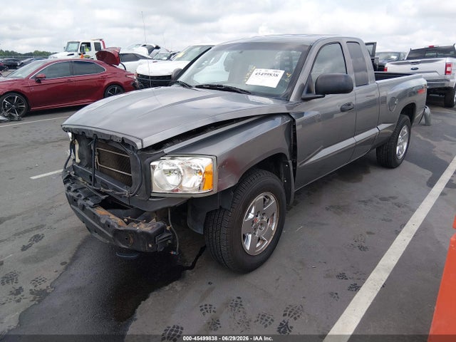 صورة 2 لـ 2006 Dodge DAKOTA SLT