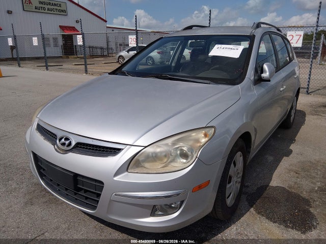 2010 Hyundai ELANTRA TOURING GLS 照片 2