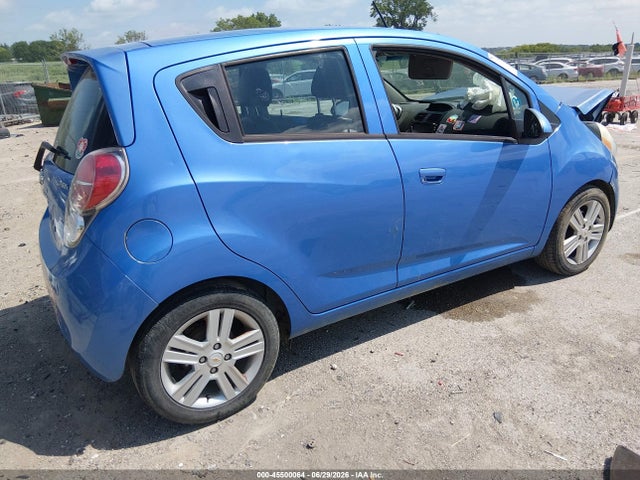 2015 Chevrolet SPARK 1LT CVT — фото 4