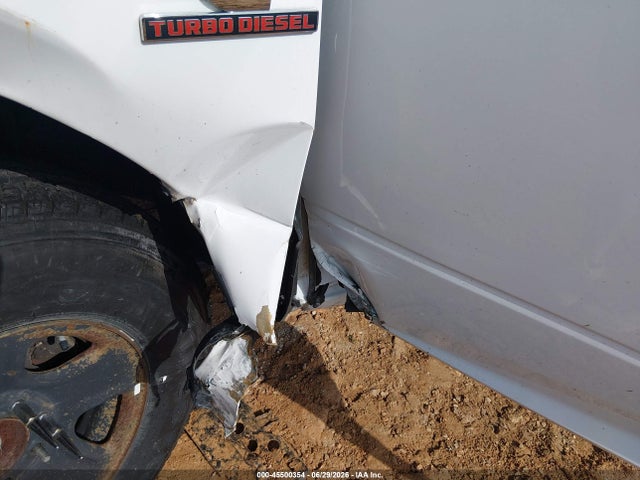 صورة 16 لـ 2016 RAM 2500 TRADESMAN