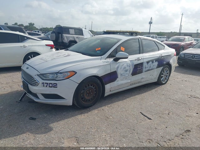 صورة 2 لـ 2017 FORD FUSION HYBRID S