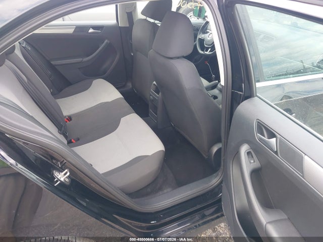 صورة 8 لـ 2017 Volkswagen JETTA 1.4T S