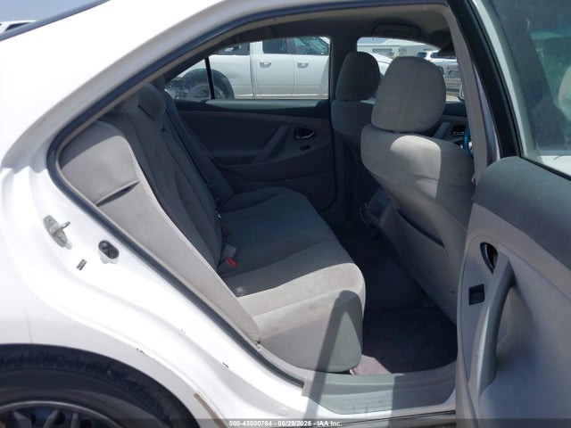 2009 Toyota CAMRY LE photo 8