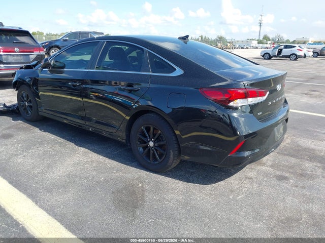 2019 Hyundai SONATA SE photo 3
