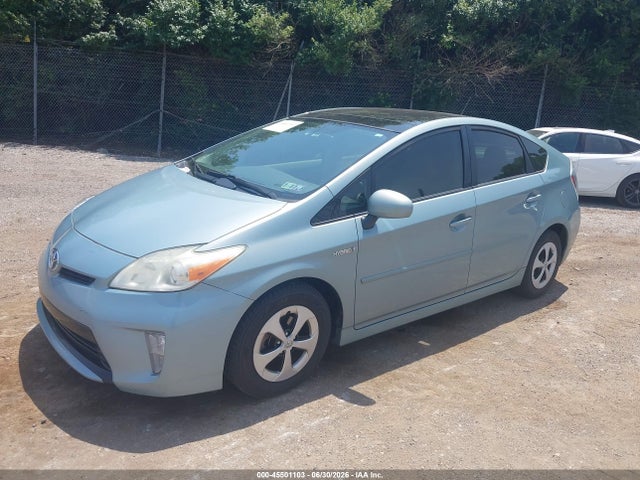 2013 Toyota PRIUS FOUR 照片 2