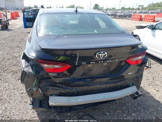 2021 Toyota CAMRY SE — миниатюра 16