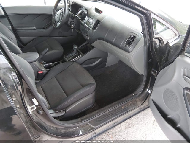 صورة 5 لـ 2017 KIA FORTE LX