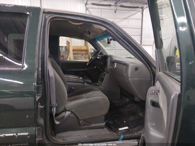 2003 Chevrolet SILVERADO 2500HD LS 照片 5