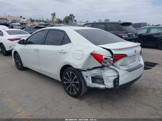 2017 Toyota COROLLA SE — фото 3