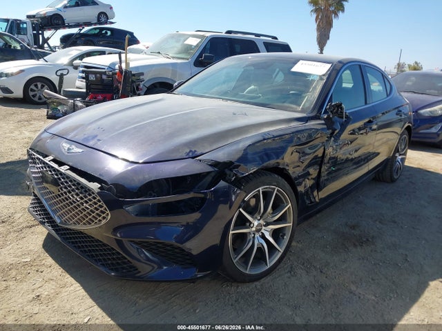 2023 Genesis G70 2.0T RWD — фото 2