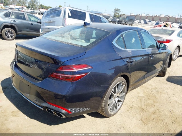 2023 Genesis G70 2.0T RWD — фото 4