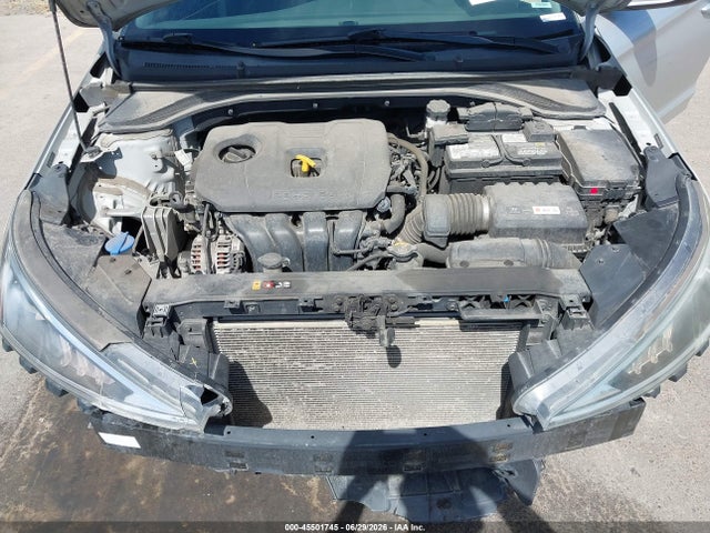 2019 Hyundai ELANTRA SEL 照片 10